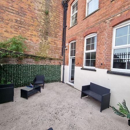 Spacious 2 Bed Appartment Next To Bae With Spa Bath Barrow-in-Furness Zewnętrze zdjęcie