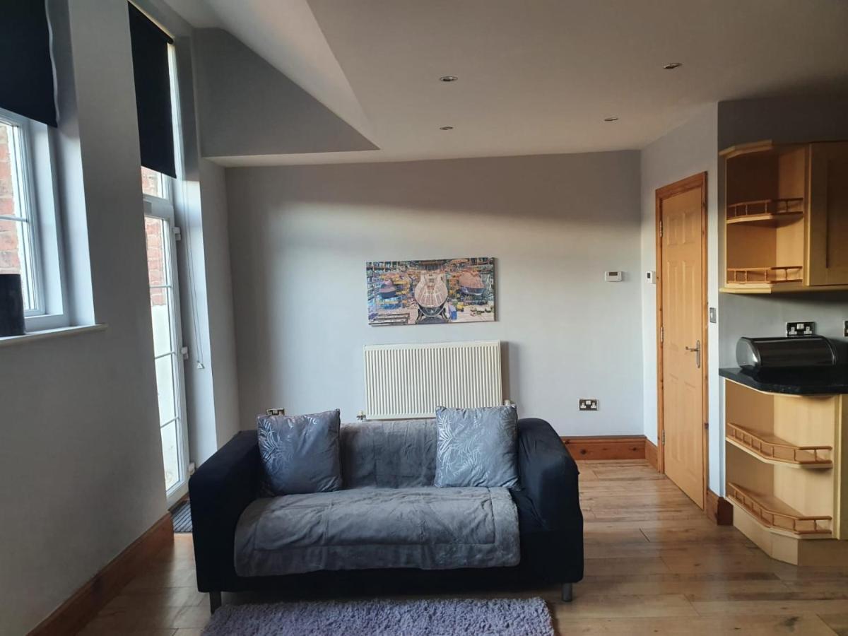 Spacious 2 Bed Appartment Next To Bae With Spa Bath Barrow-in-Furness Zewnętrze zdjęcie