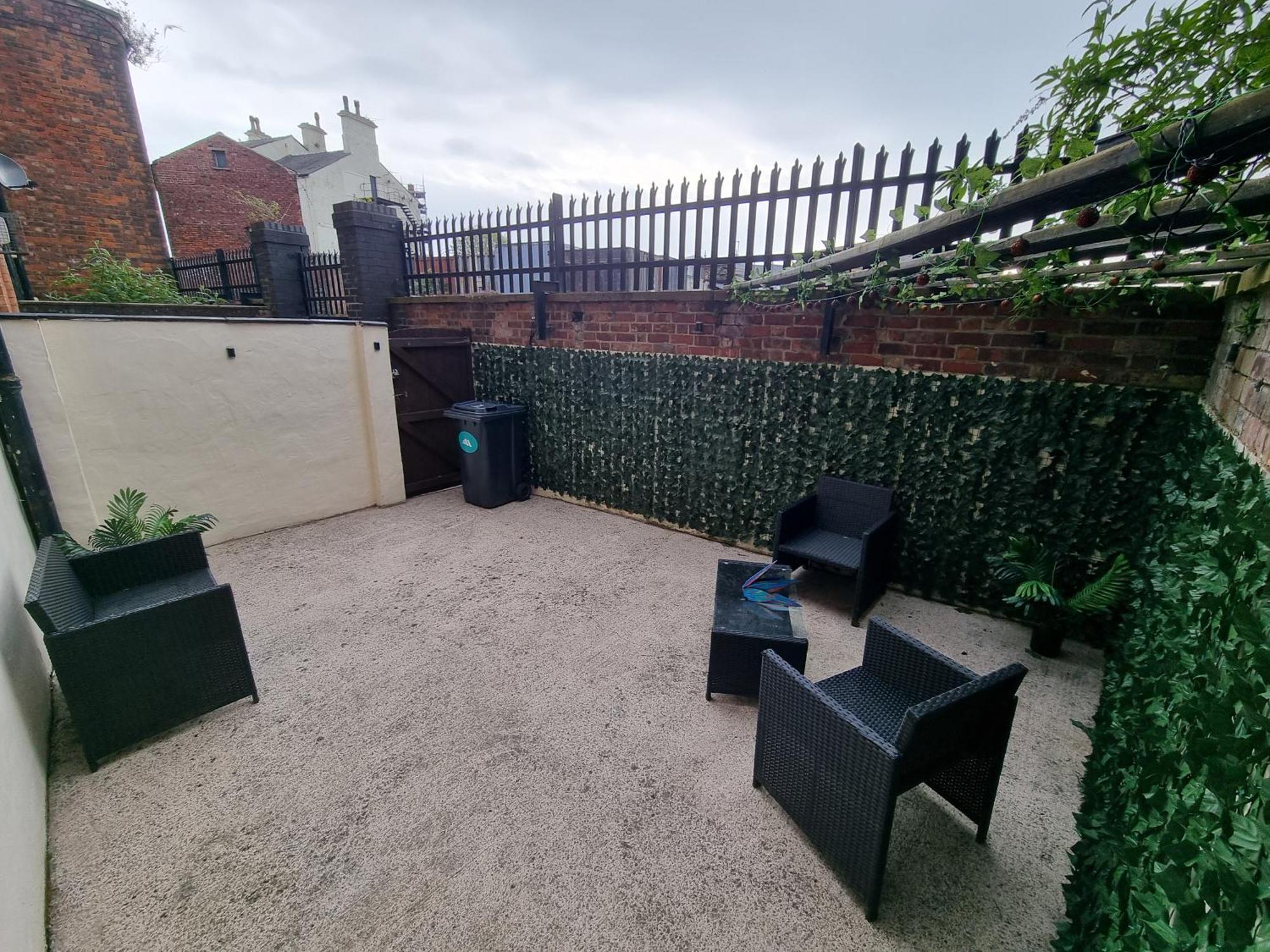 Spacious 2 Bed Appartment Next To Bae With Spa Bath Barrow-in-Furness Zewnętrze zdjęcie